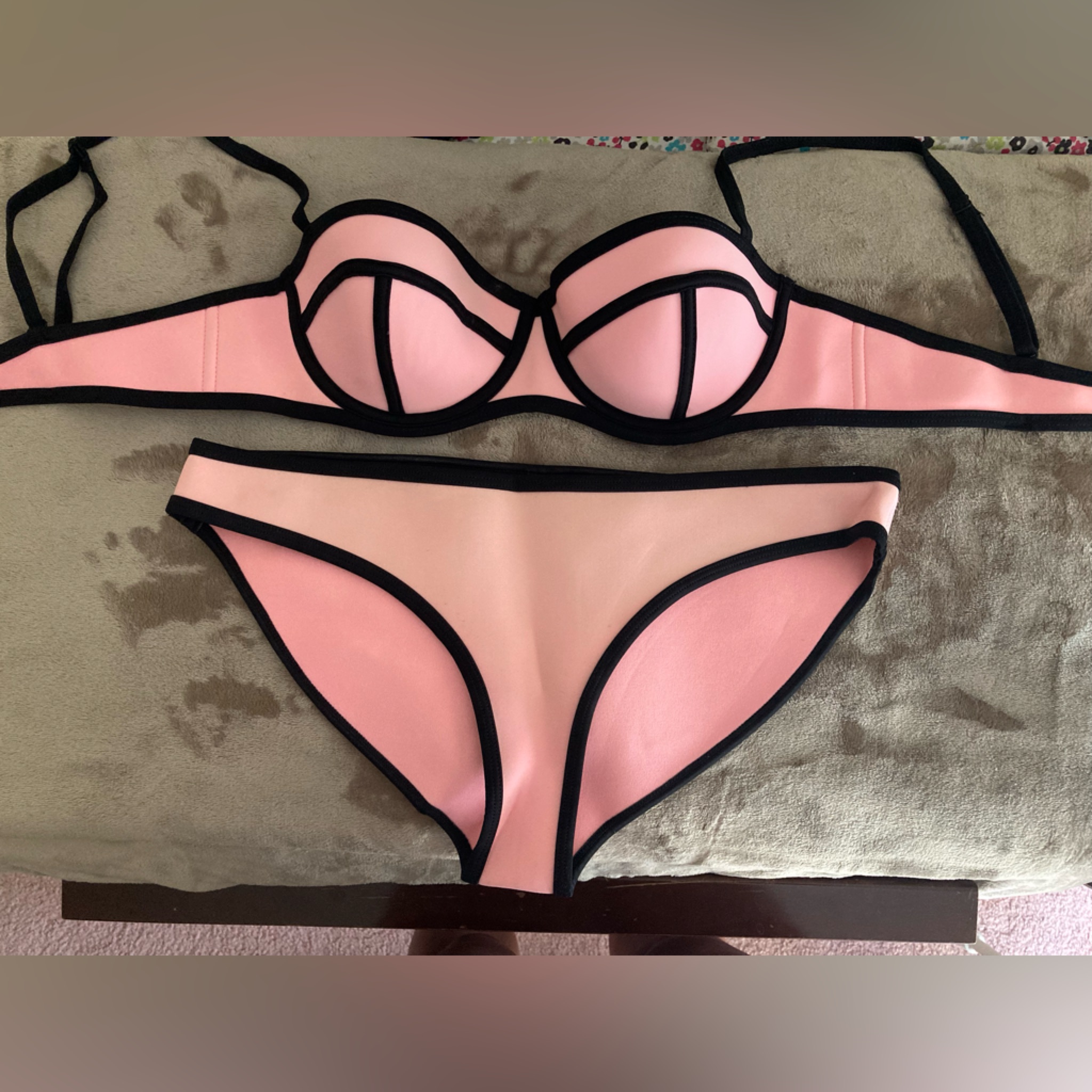 Trainable Bathing Suit!